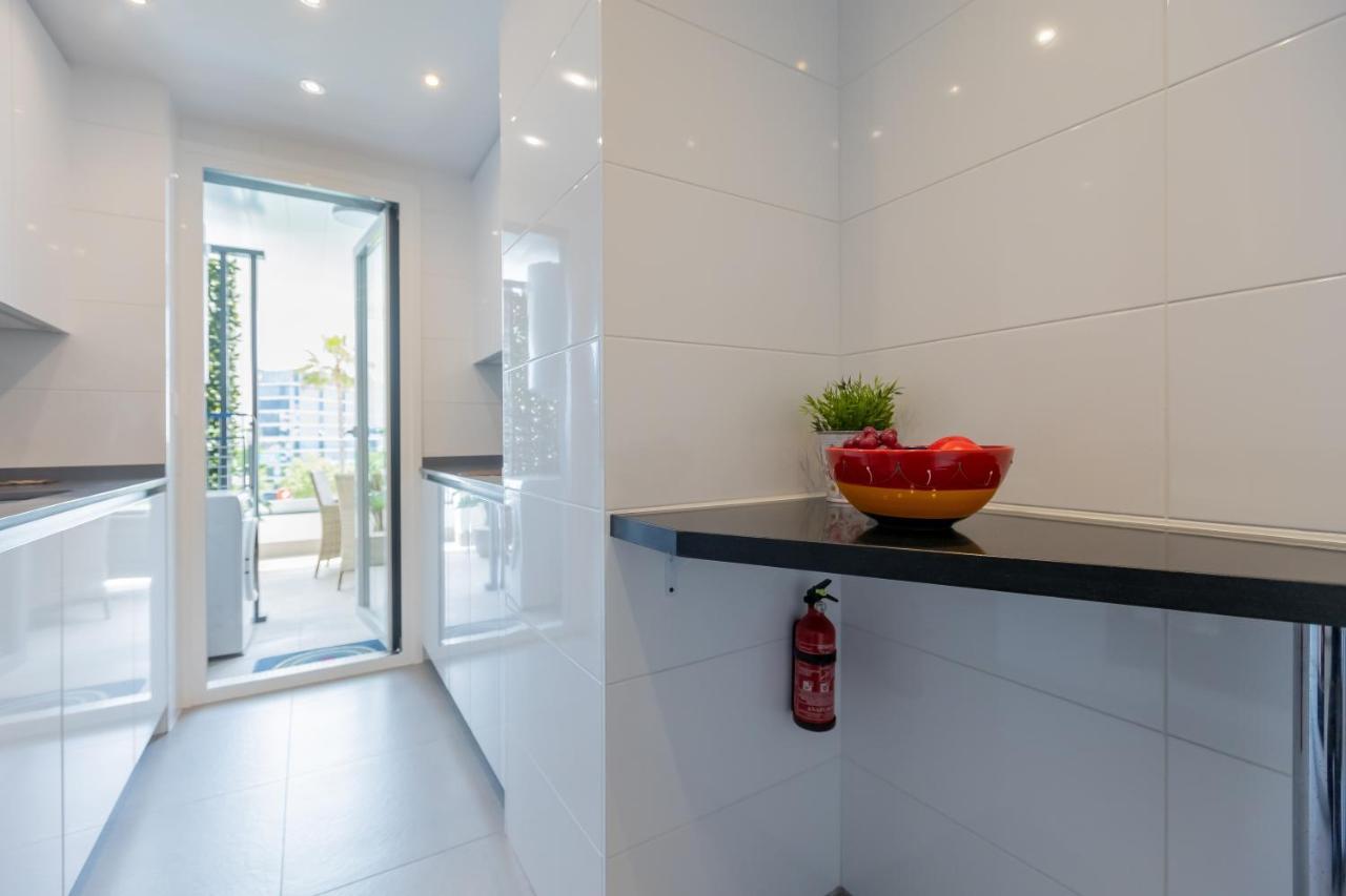 Marbella Luxury Brand New 2-Bedroom Apartment, 3 Min Walk To The Beach! Zewnętrze zdjęcie